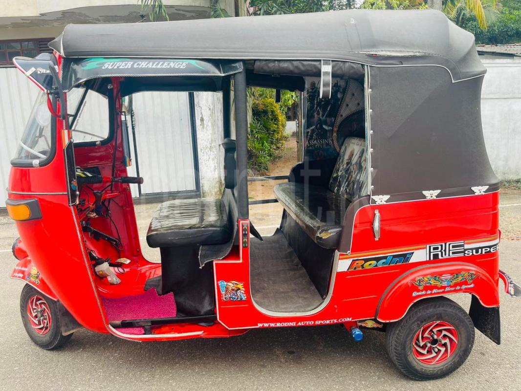 Bajaj Three Wheel 2006 - பயன்படுத்தப்பட்டது முச்சக்கர வண்டி sale in Sri Lanka - patpat.lk