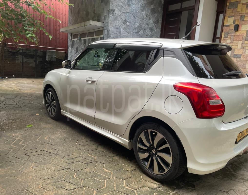 Advertisement image 4