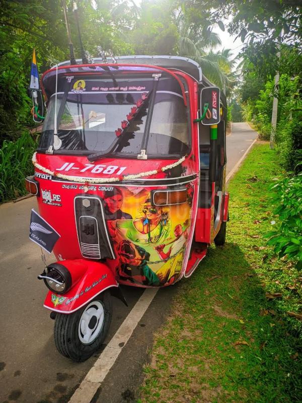 Bajaj 2 stroke 2004 - Used Three wheeler sale in Sri Lanka - patpat.lk