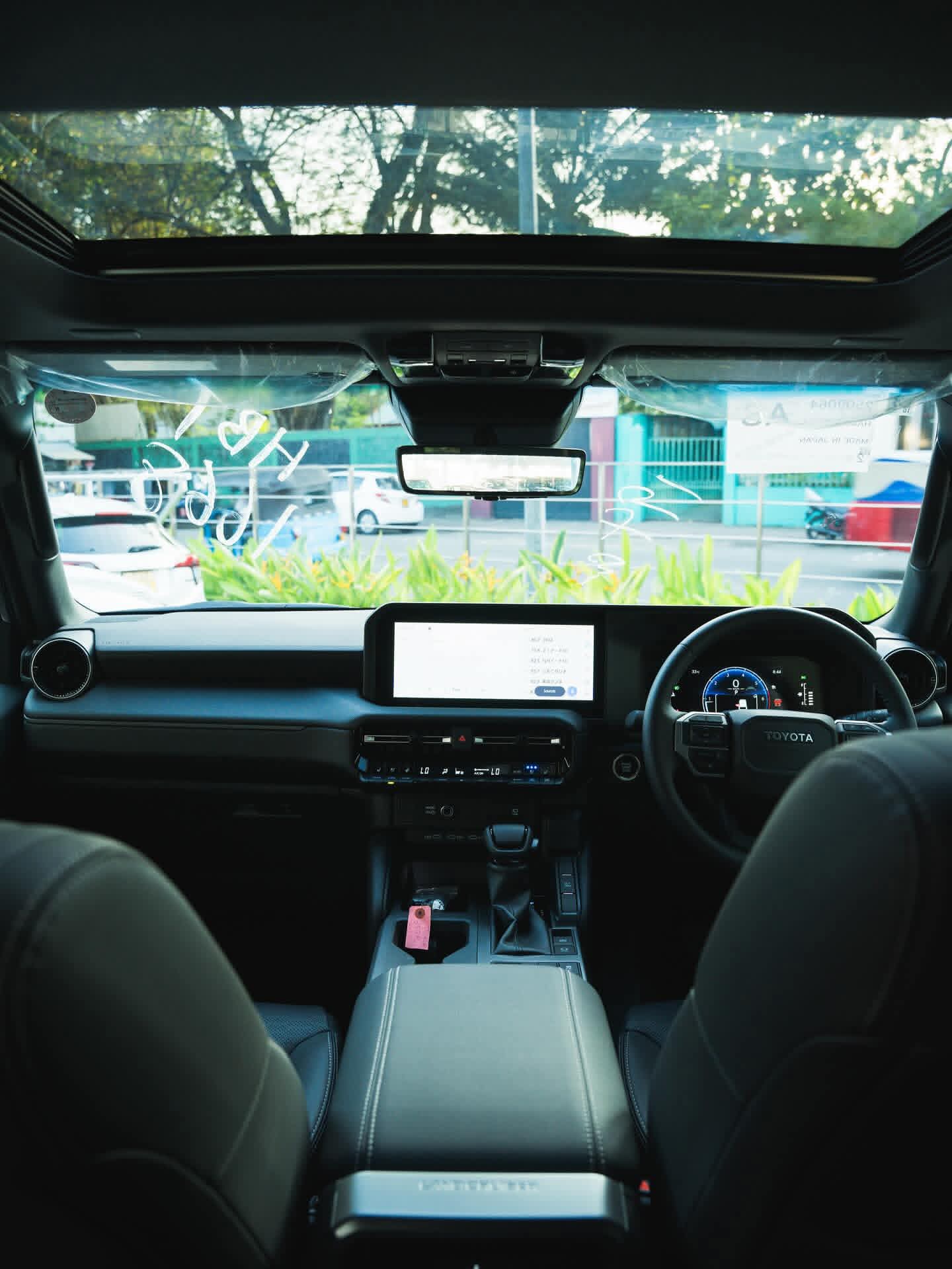 Toyota Land Cruiser 2025 - අලුත් SUV රථය sale in Sri Lanka - patpat.lk