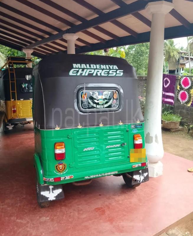 Bajaj 2 stroke 2006 - භාවිතා කරන ලද ත්‍රිරෝද රථය sale in Sri Lanka - patpat.lk