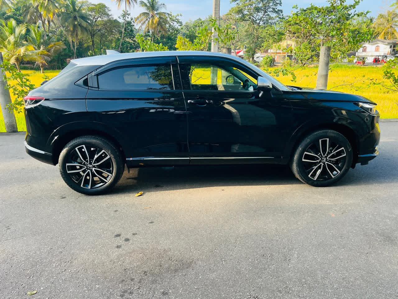 Honda Vezel 2023 - Brand New SUV sale in Sri Lanka - patpat.lk