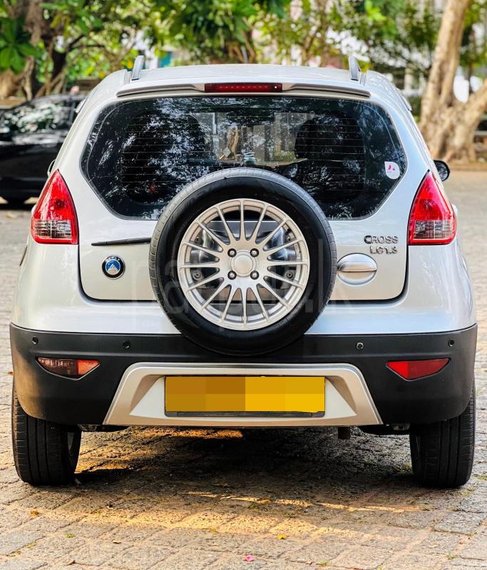 Advertisement image 5