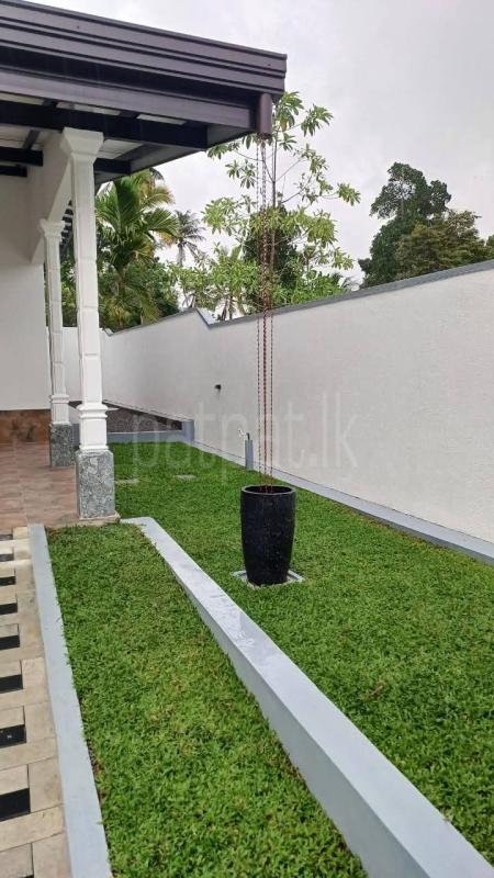House for Sale in Moragahahena