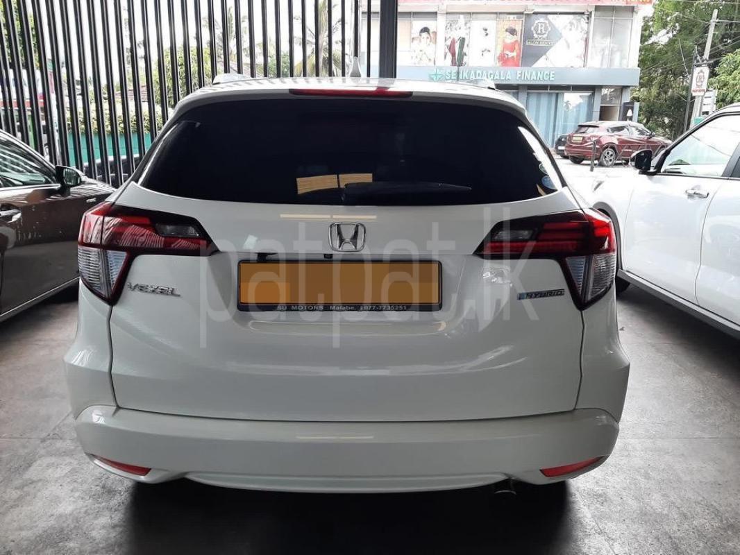 Advertisement image 3