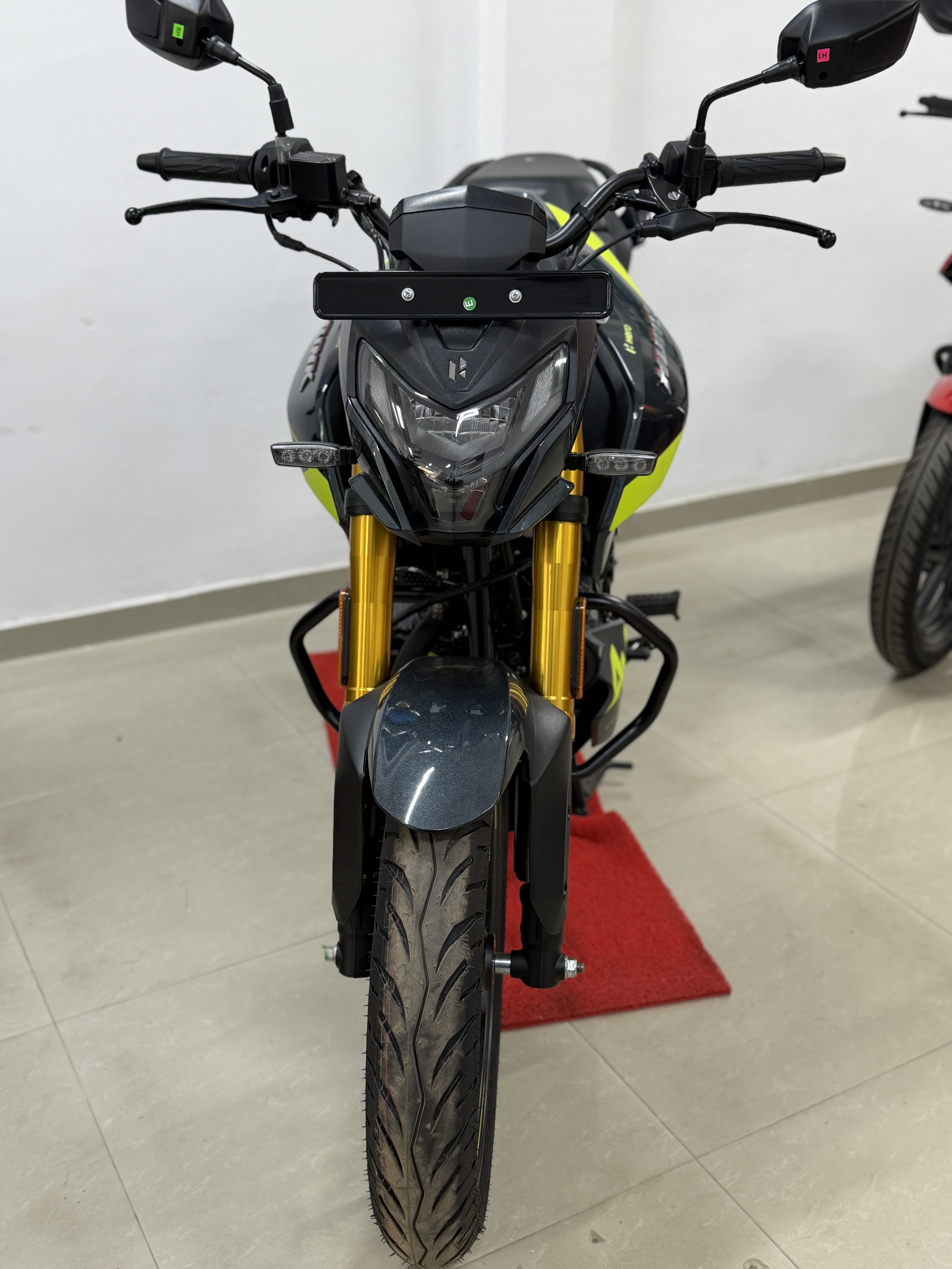 Hero Hunk 2025 ads-image-1