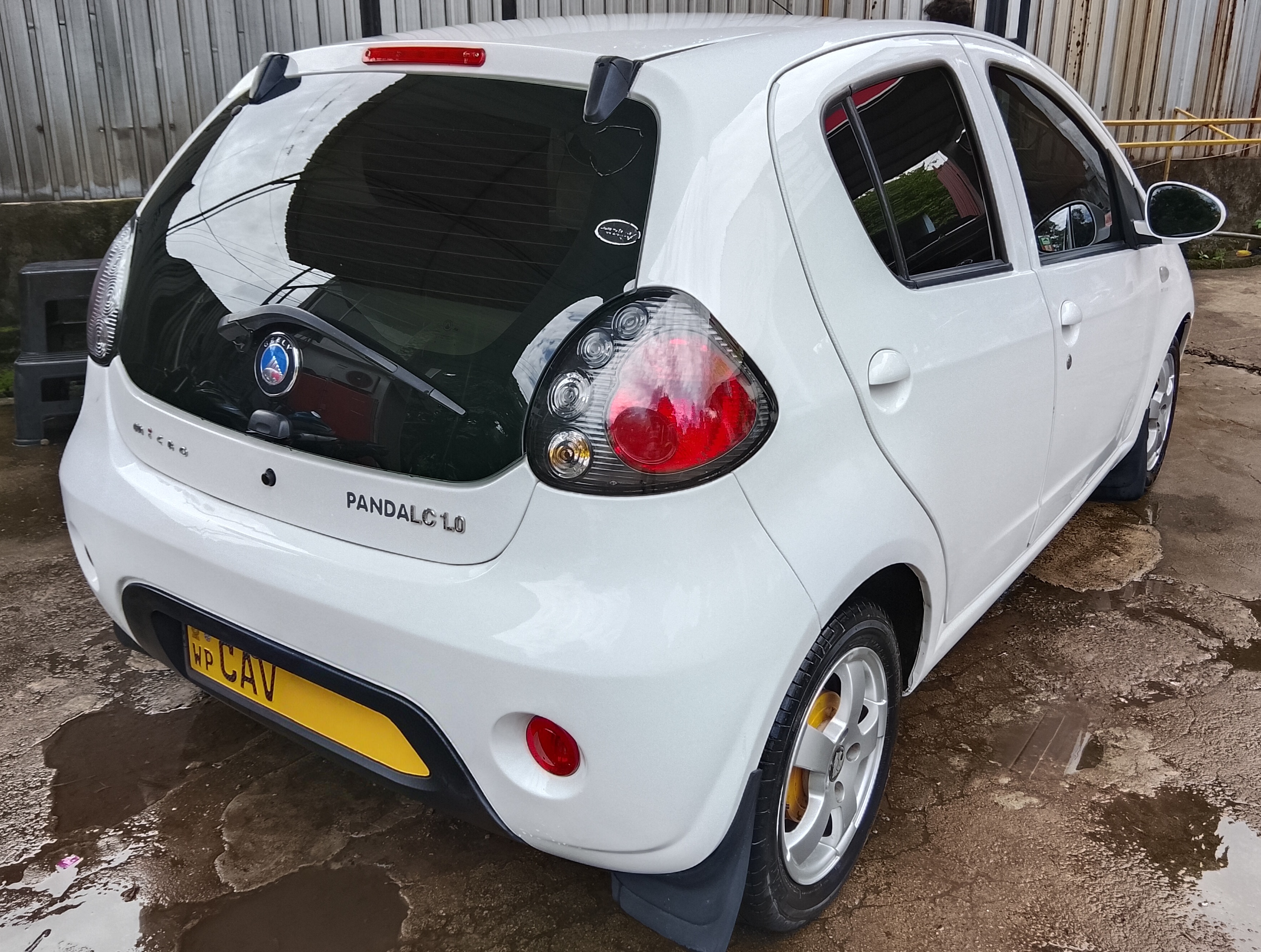 Advertisement image 4