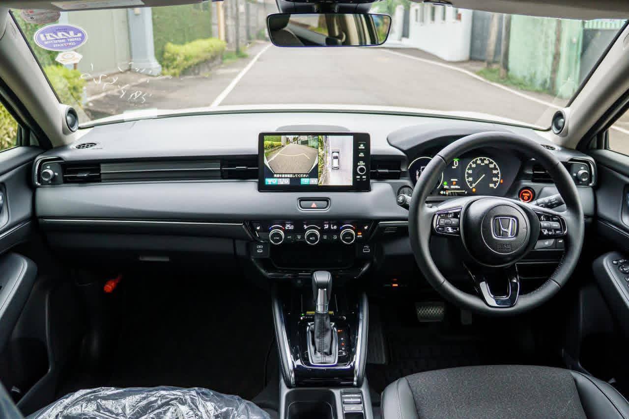 Honda Vezel 2025 - අලුත් SUV රථය sale in Sri Lanka - patpat.lk