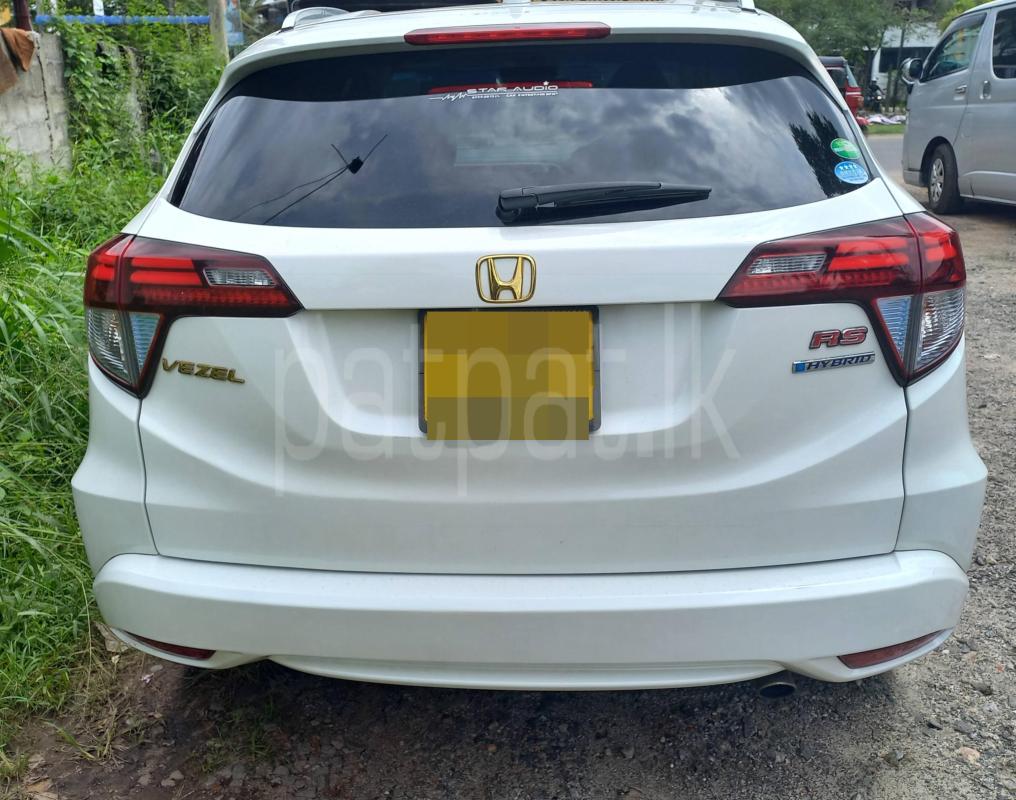 Rent a car - Honda vezel