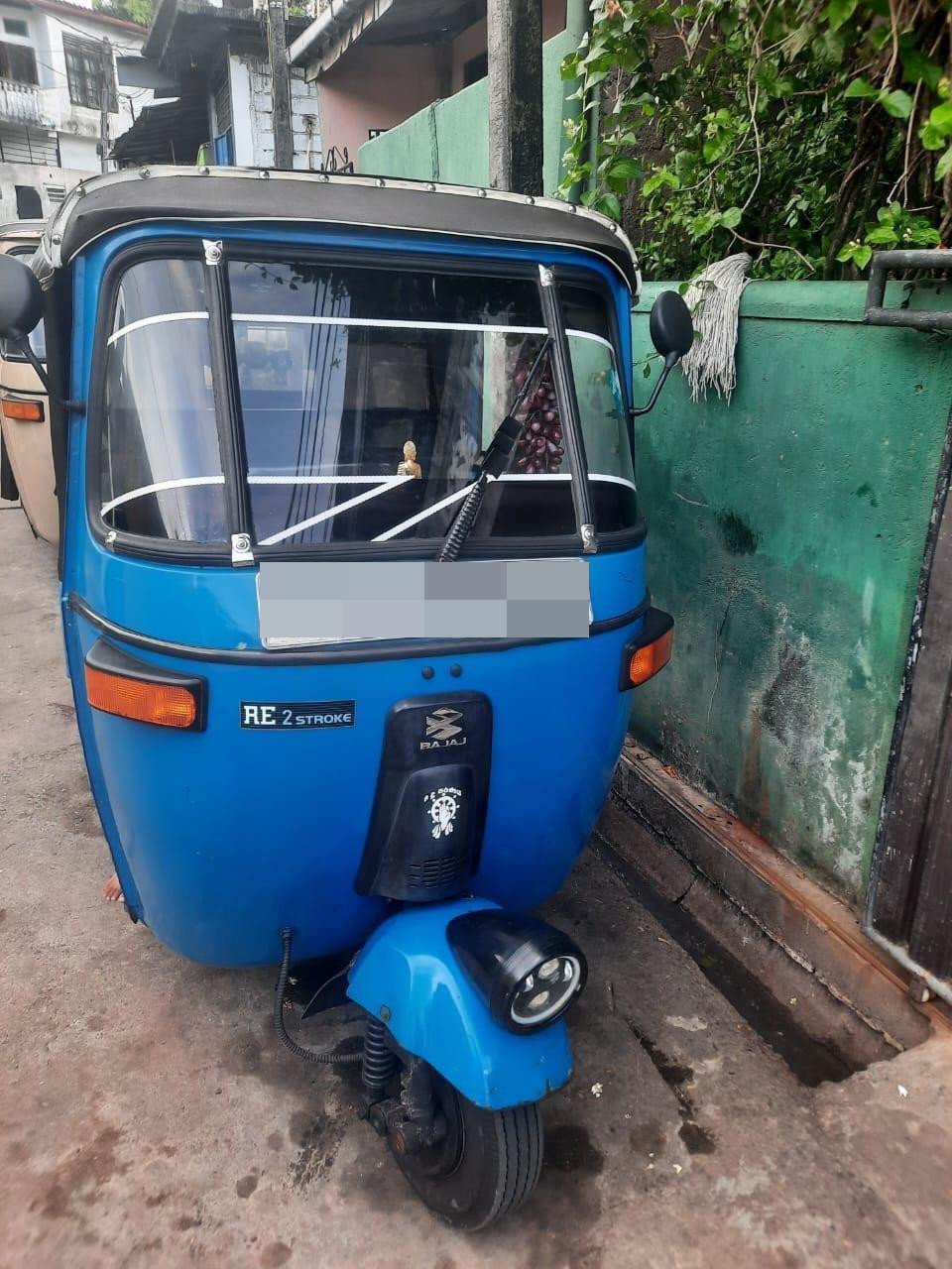 Bajaj Three Wheel 2006 - பயன்படுத்தப்பட்டது முச்சக்கர வண்டி sale in Sri Lanka - patpat.lk