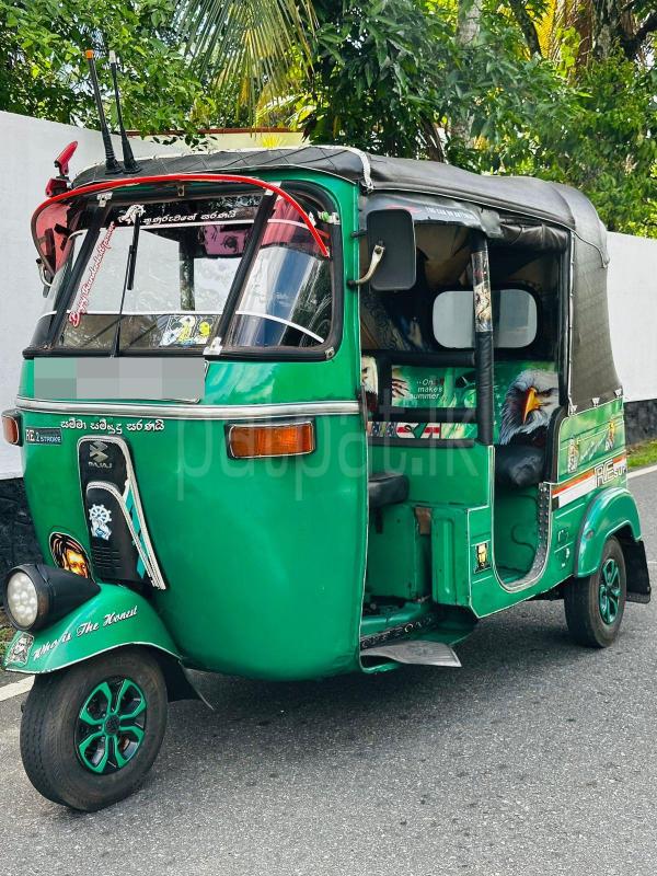 Bajaj Three Wheel 2004 - பயன்படுத்தப்பட்டது முச்சக்கர வண்டி sale in Sri Lanka - patpat.lk