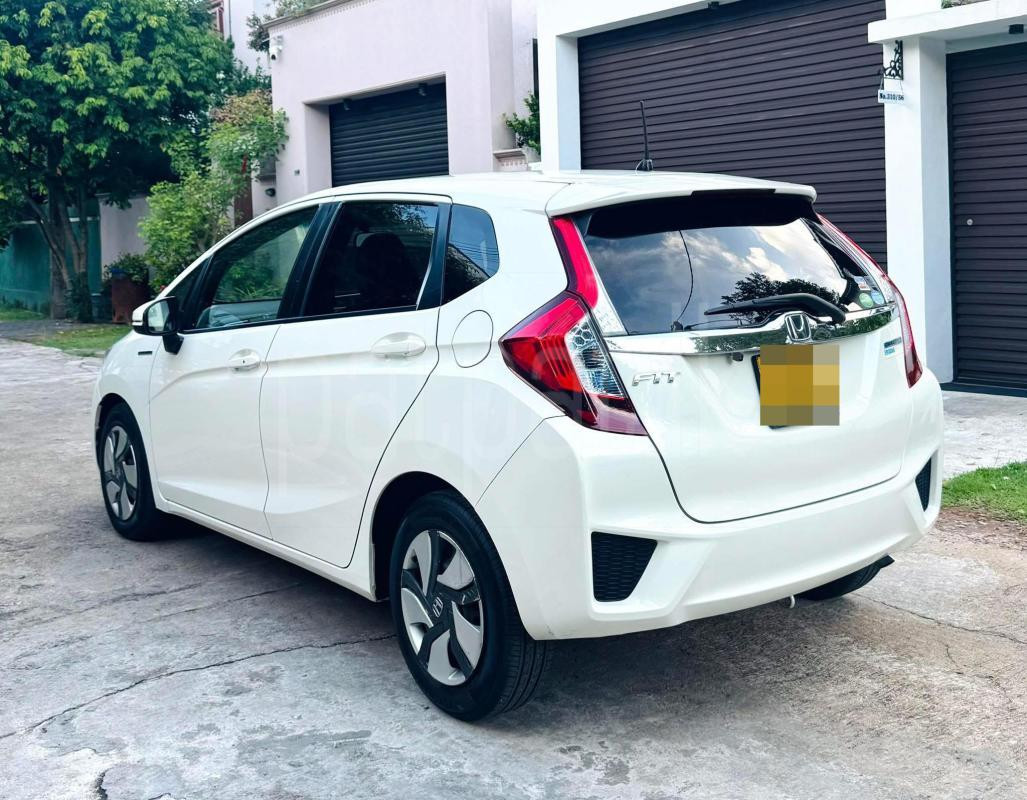 Honda Fit 2015 - Reconditioned Car sale in Sri Lanka - patpat.lk