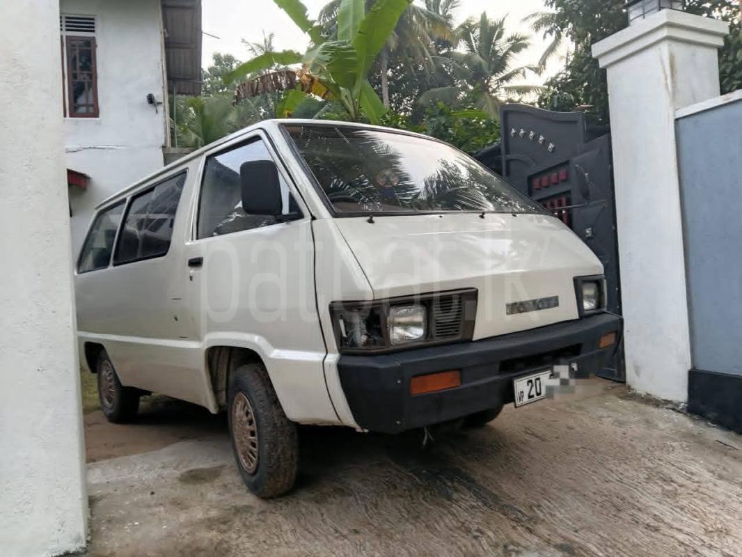 Toyota TownAce 2012 - பயன்படுத்தப்பட்டது வேன் sale in Sri Lanka - patpat.lk