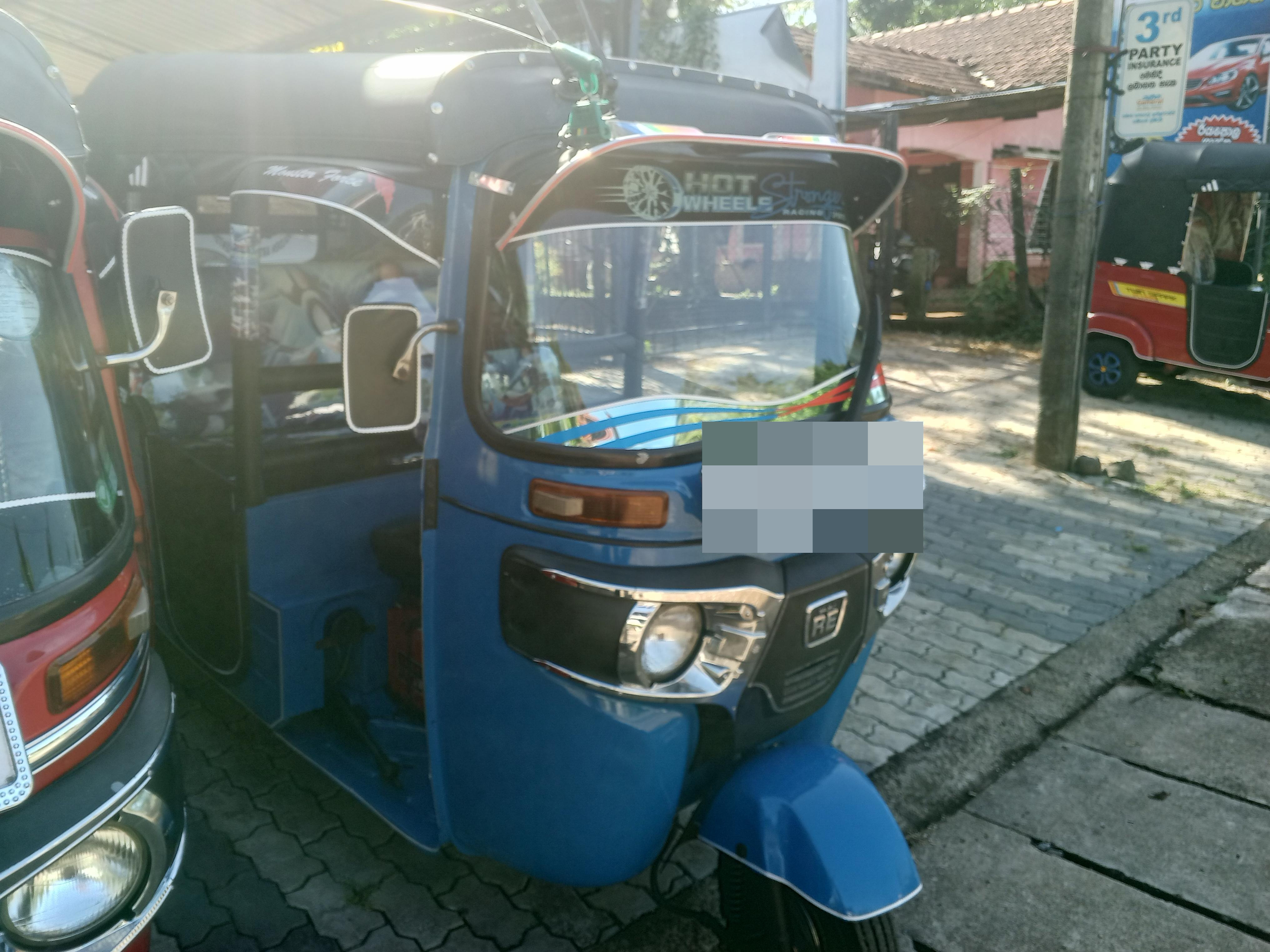 Bajaj Three Wheel 2014 - Used Three wheeler sale in Sri Lanka - patpat.lk