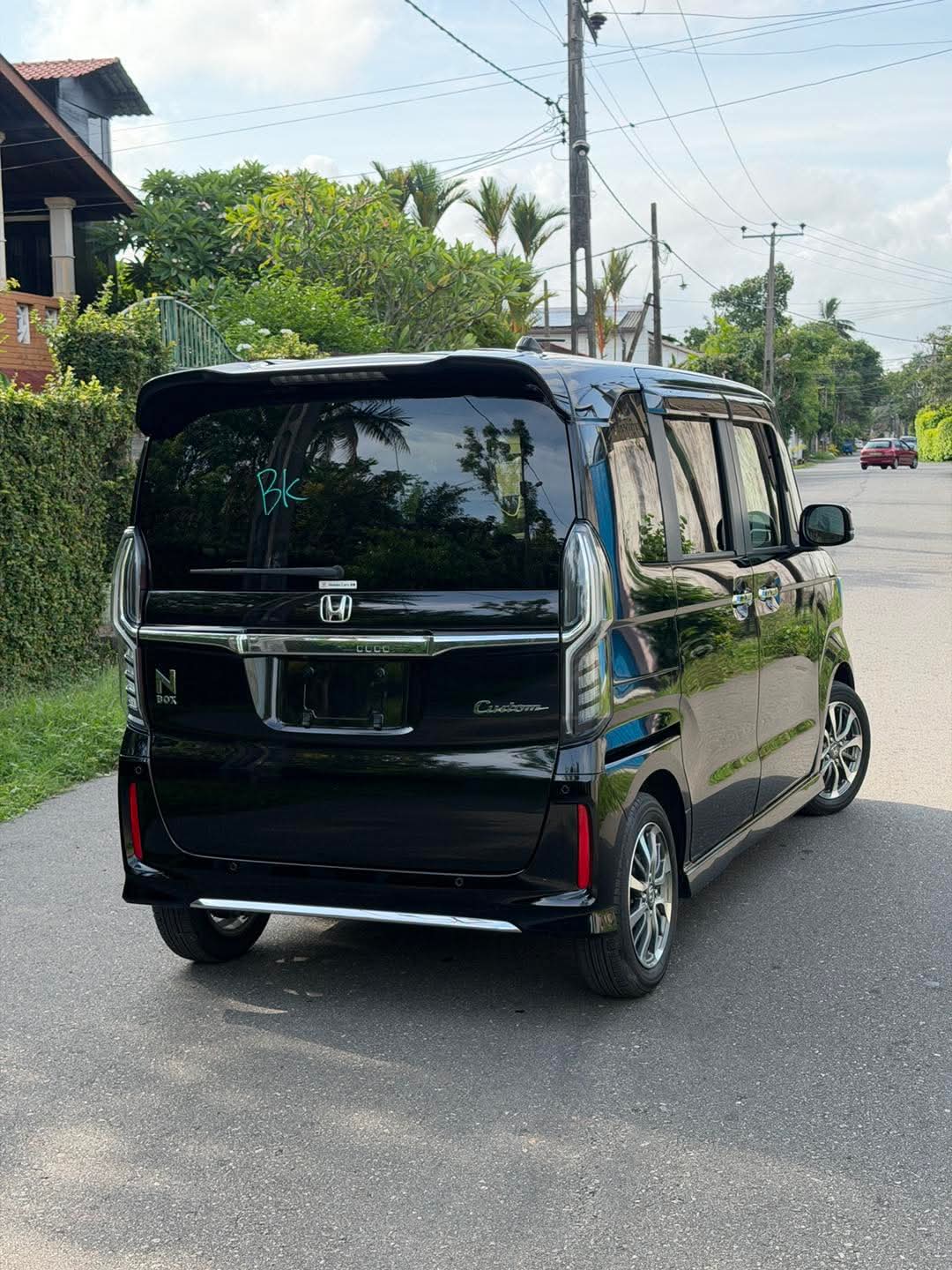 Honda N BOX 2023 - மறுசீரமைக்கப்பட்டது கார் sale in Sri Lanka - patpat.lk