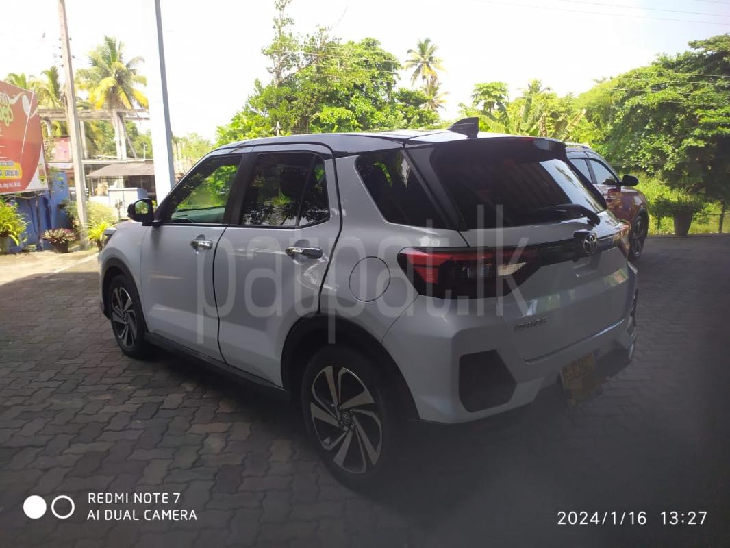 Advertisement image 3