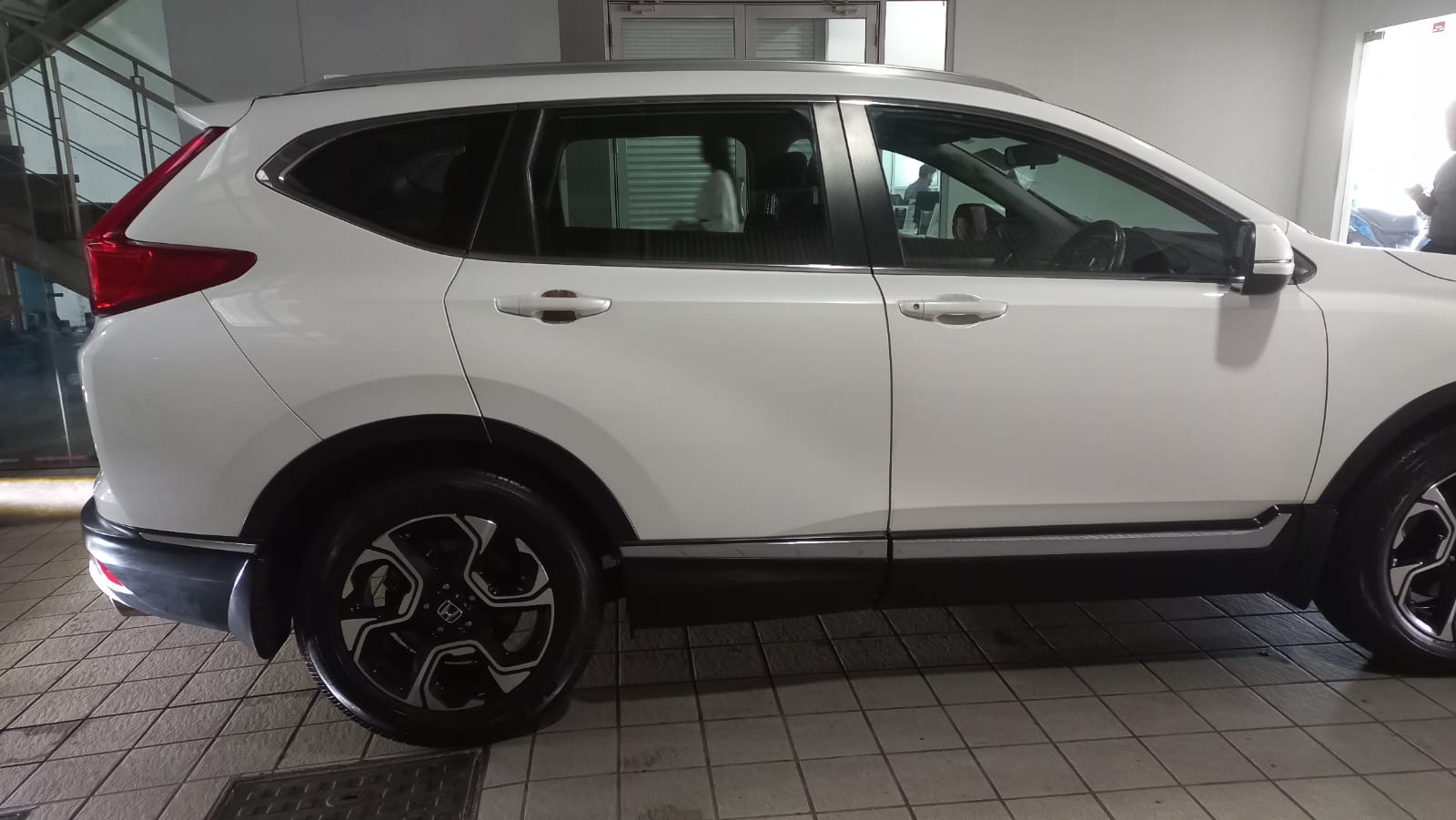 Honda CRV 2018 - பயன்படுத்தப்பட்டது SUV sale in Sri Lanka - patpat.lk