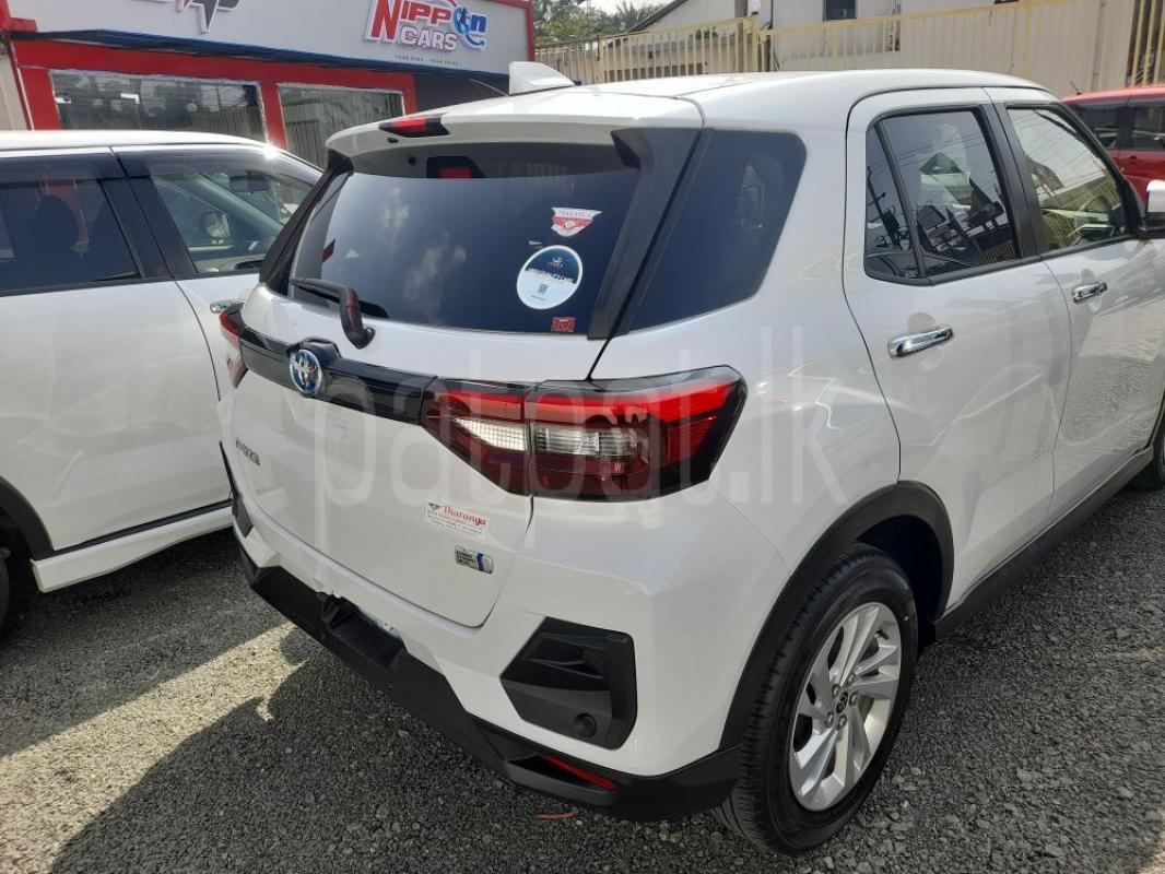 Advertisement image 6