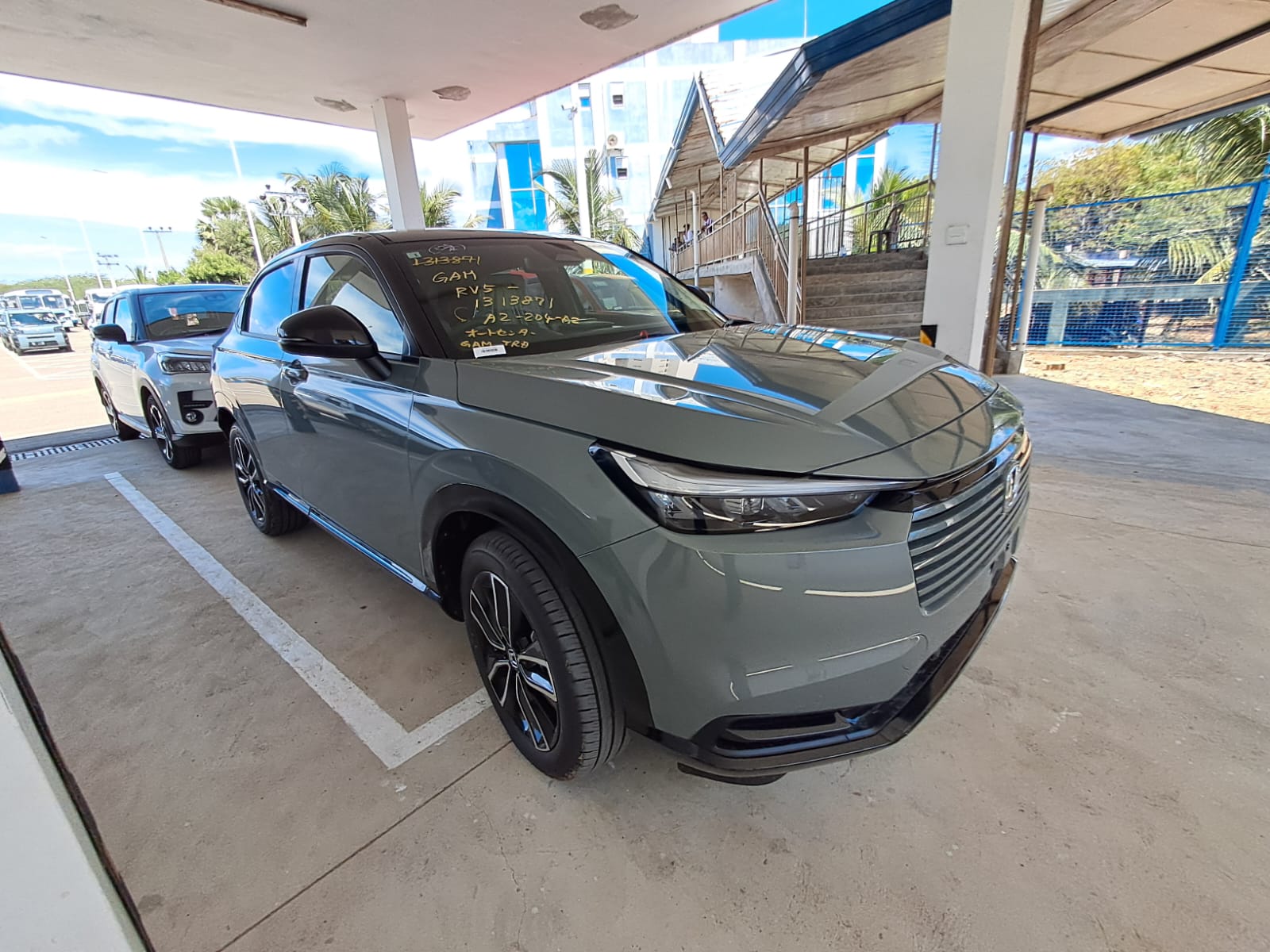 Honda Vezel 2025 - අලුත් SUV රථය sale in Sri Lanka - patpat.lk