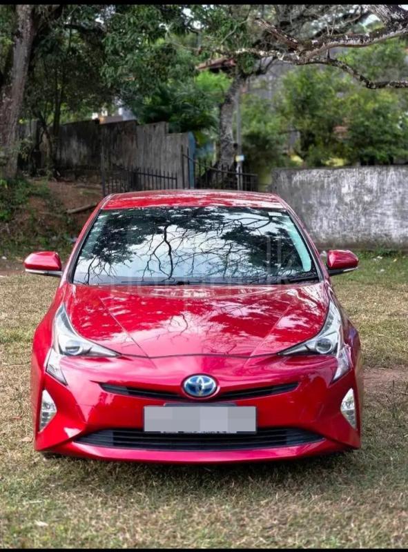Toyota Prius 2015 - பயன்படுத்தப்பட்டது கார் sale in Sri Lanka - patpat.lk