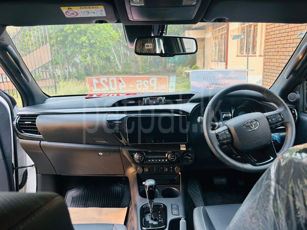 Advertisement image 6