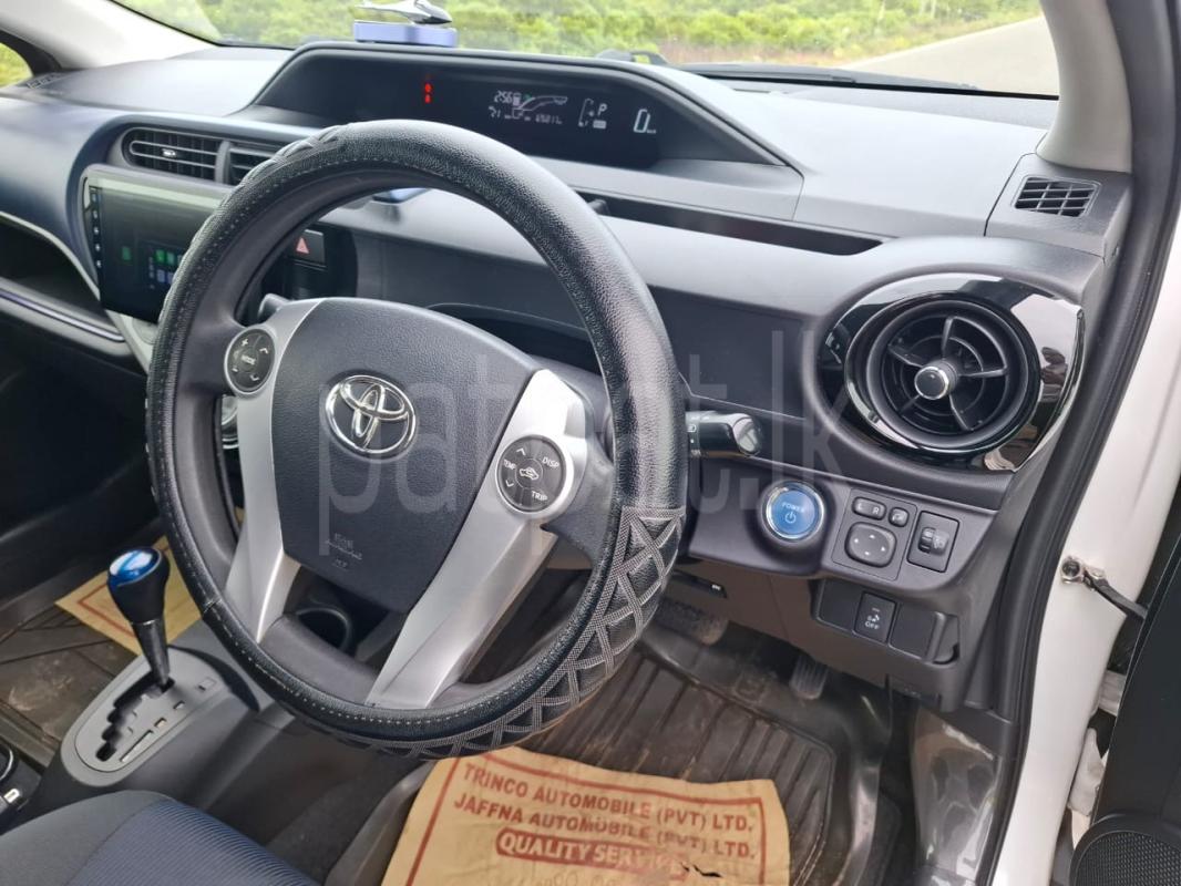 Toyota Aqua 2015 - பயன்படுத்தப்பட்டது கார் sale in Sri Lanka - patpat.lk