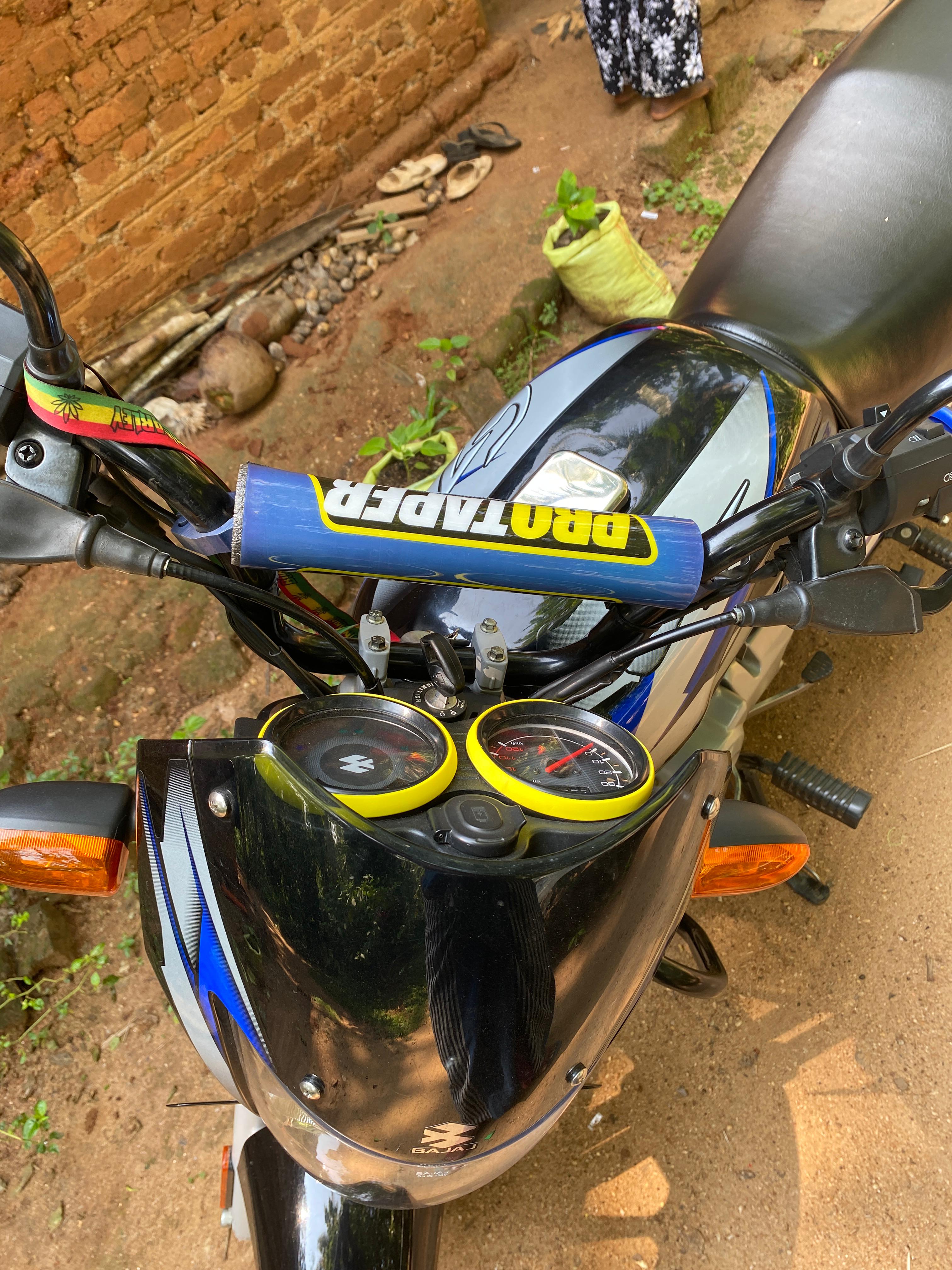 Bajaj CT100 2025 - பயன்படுத்தப்பட்டது பைக் sale in Sri Lanka - patpat.lk