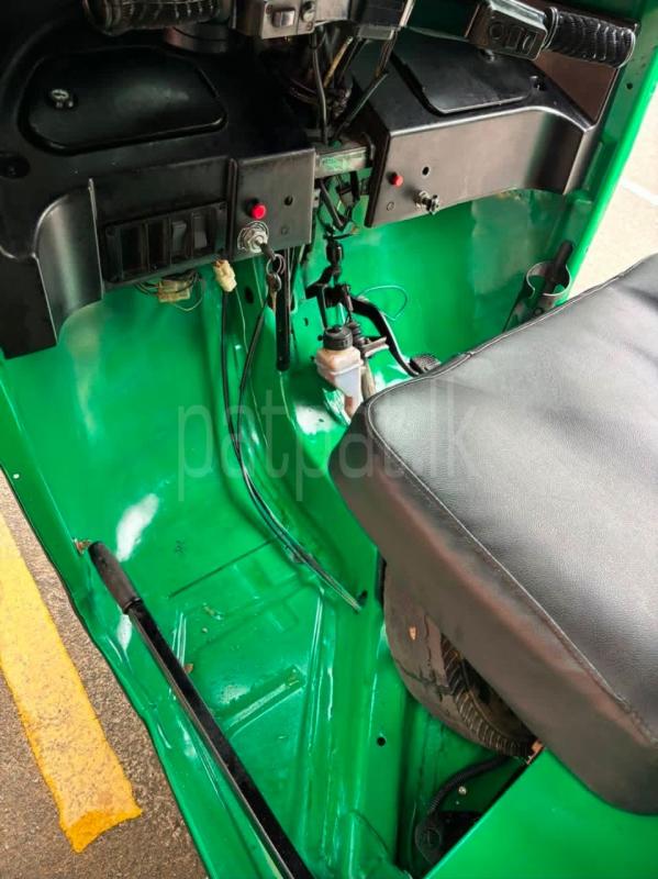 Bajaj Three Wheel 2012 - Used Three wheeler sale in Sri Lanka - patpat.lk