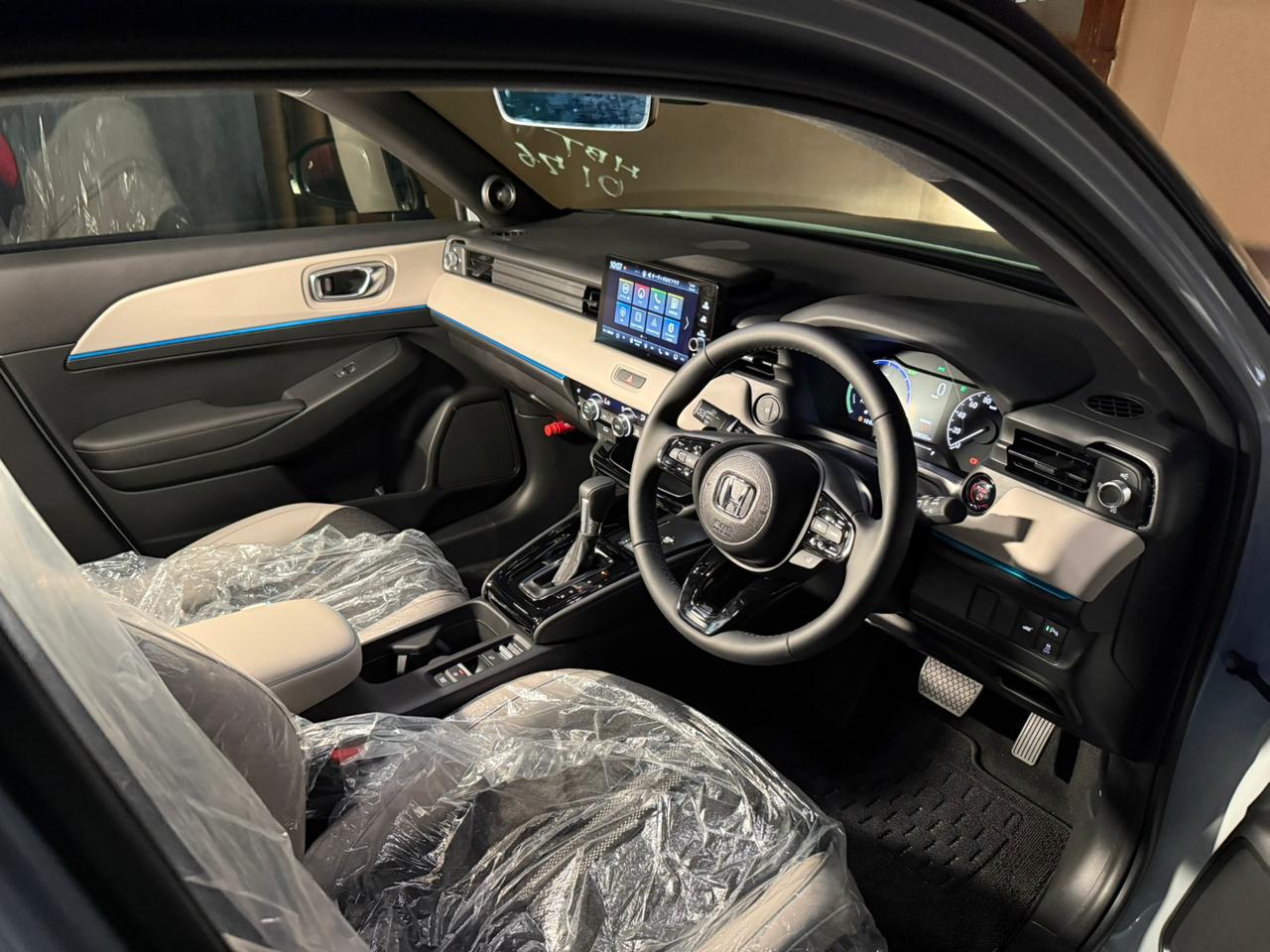 Honda Vezel 2025 - பயன்படுத்தப்பட்டது SUV sale in Sri Lanka - patpat.lk