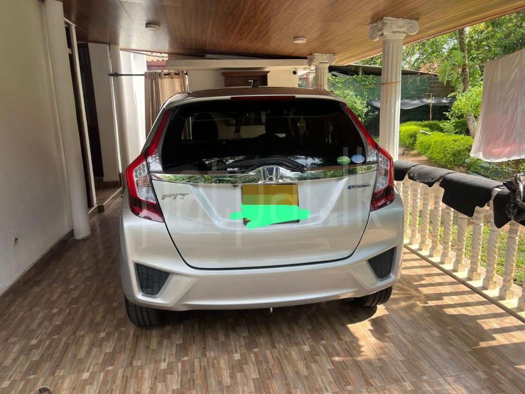 Honda Fit 2013 - பயன்படுத்தப்பட்டது கார் sale in Sri Lanka - patpat.lk
