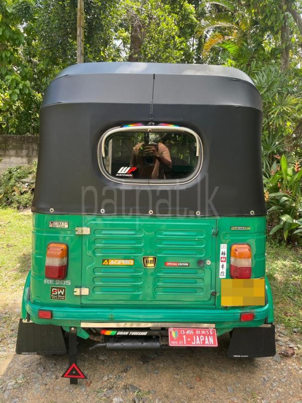 Advertisement image 3