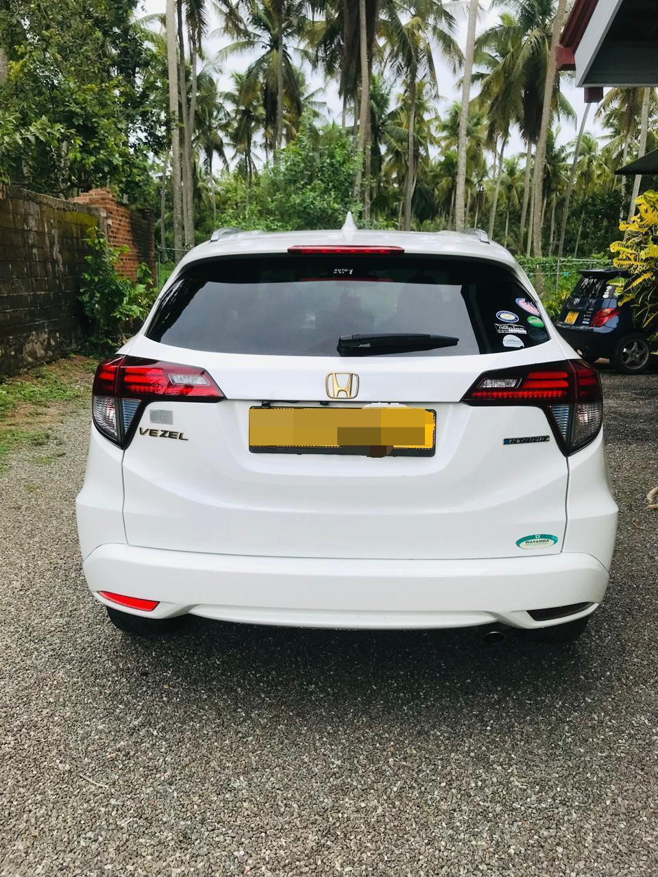 Honda Vezel 2014 - பயன்படுத்தப்பட்டது SUV sale in Sri Lanka - patpat.lk