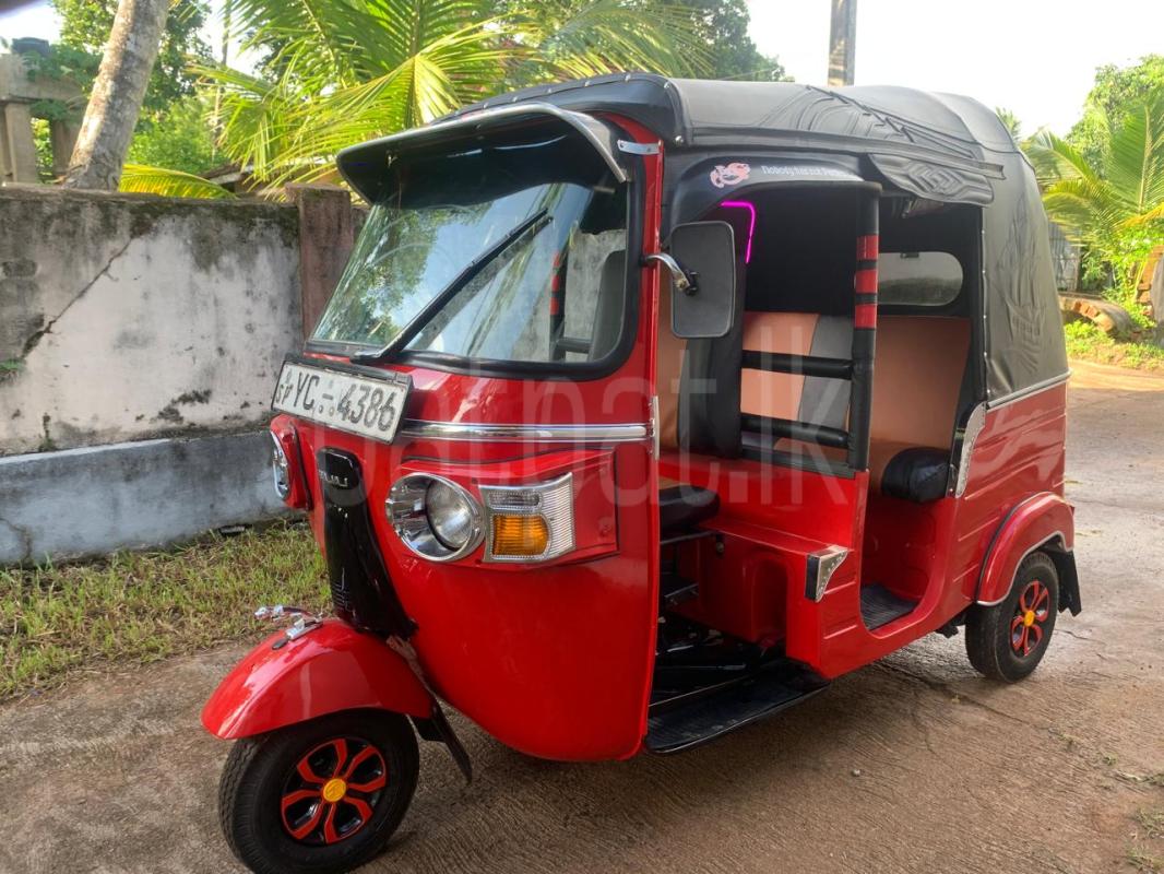 Bajaj Three Wheel 2010 - பயன்படுத்தப்பட்டது முச்சக்கர வண்டி sale in Sri Lanka - patpat.lk