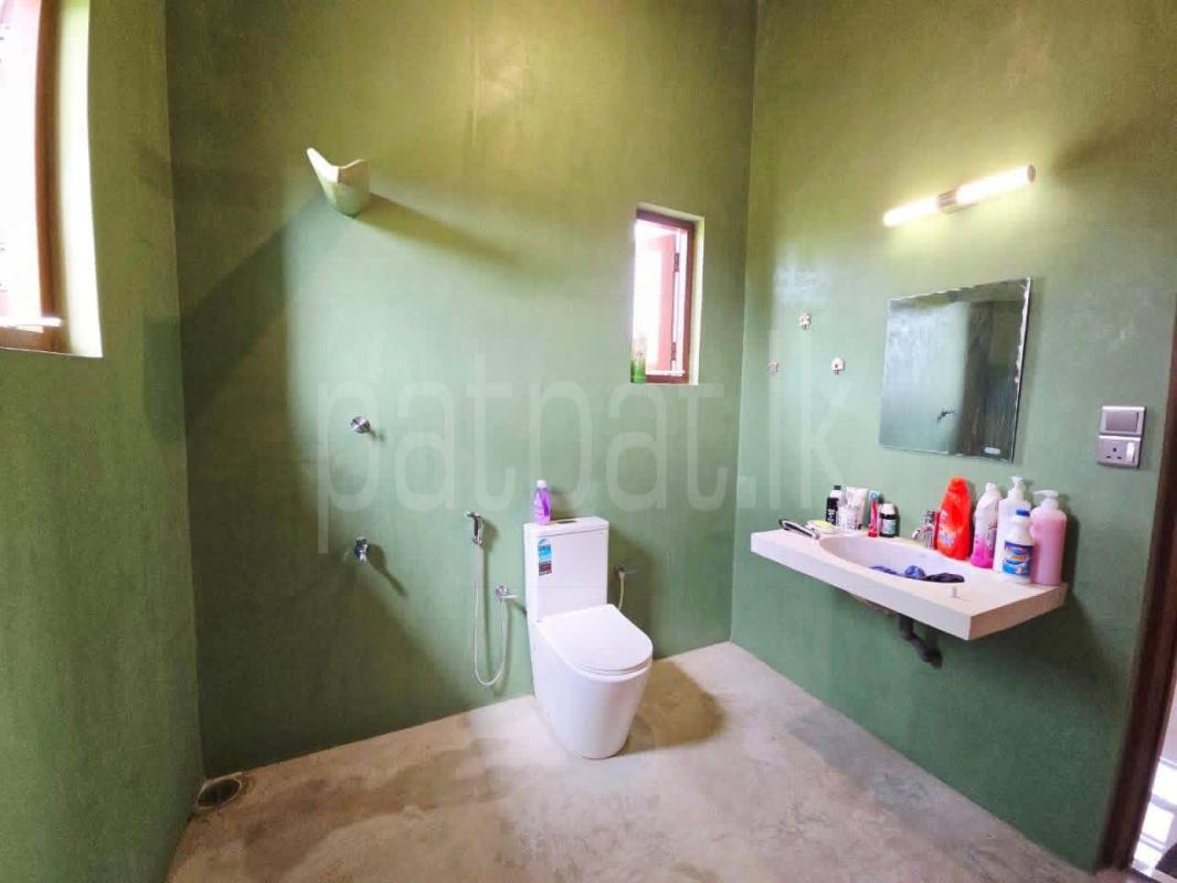 House for Sale in Talawatugoda