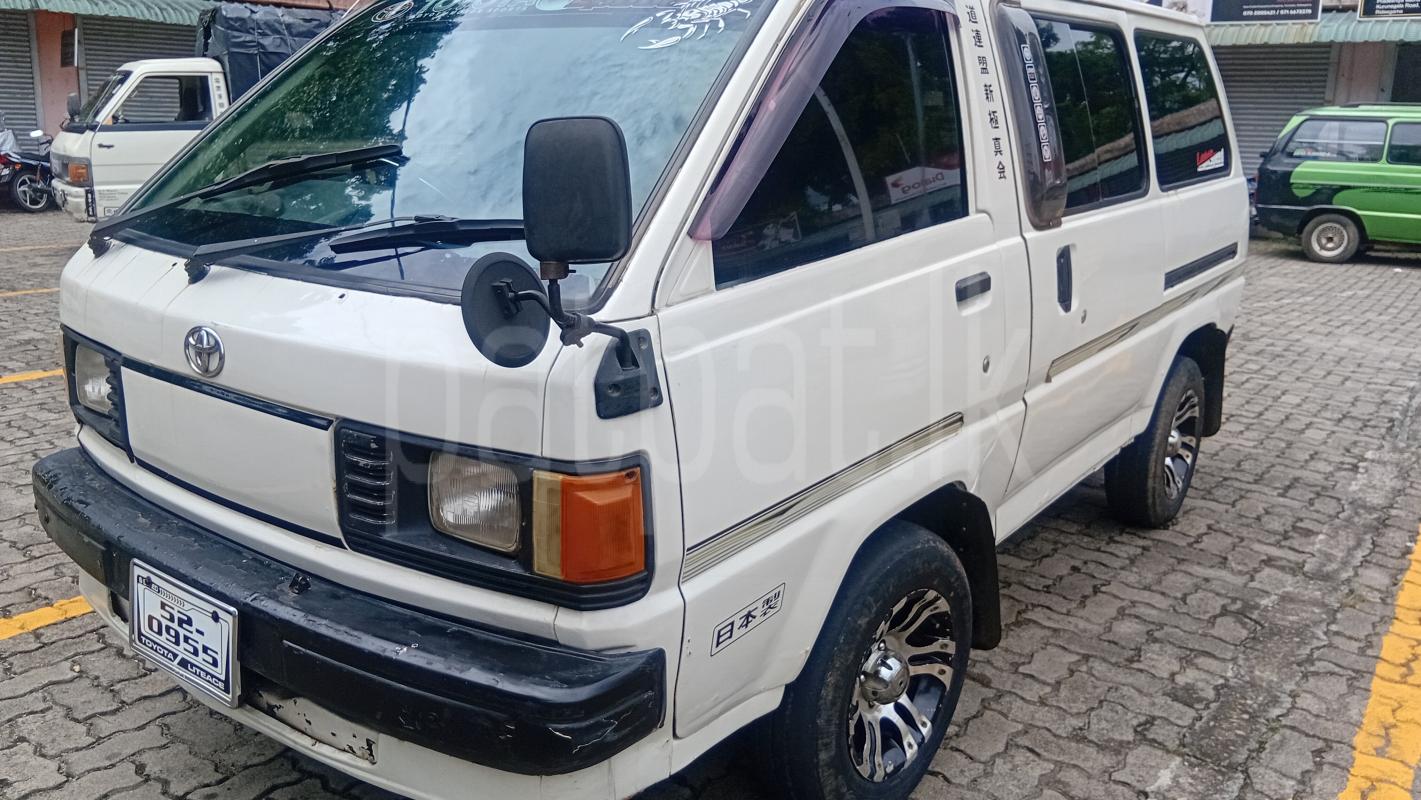 Toyota LiteAce 1986 - பயன்படுத்தப்பட்டது வேன் sale in Sri Lanka - patpat.lk