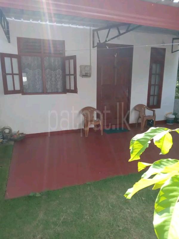 House for Sale in Weliveriya ads-image-1