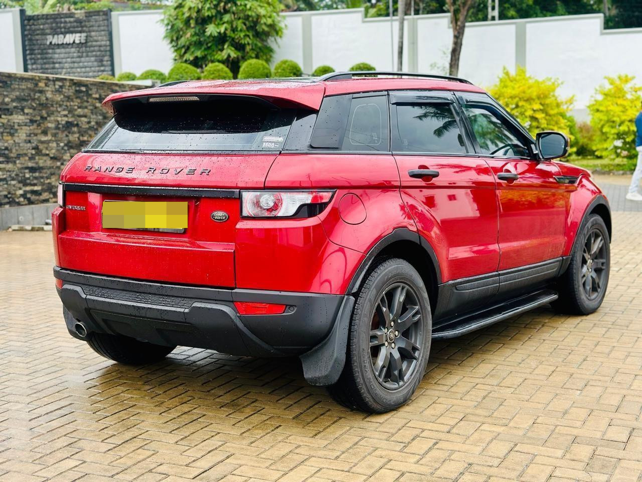 Land Rover Range Rover 2013 - Reconditioned SUV sale in Sri Lanka - patpat.lk