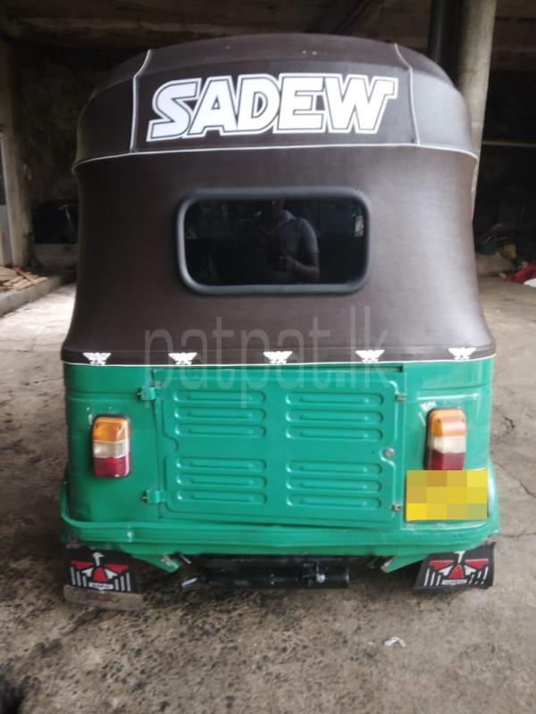 Bajaj 4 stroke 2009 - Used Three wheeler sale in Sri Lanka - patpat.lk