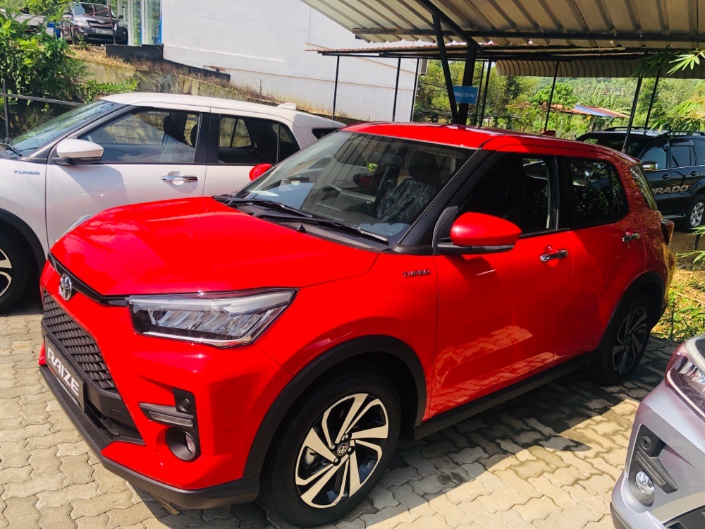 Toyota Raize 2025 - சான்றளிக்கப்பட்டது SUV sale in Sri Lanka - patpat.lk