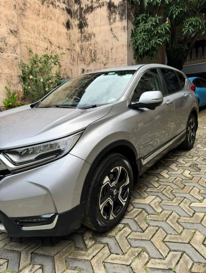 Honda CR V 2017 - பயன்படுத்தப்பட்டது SUV sale in Sri Lanka - patpat.lk