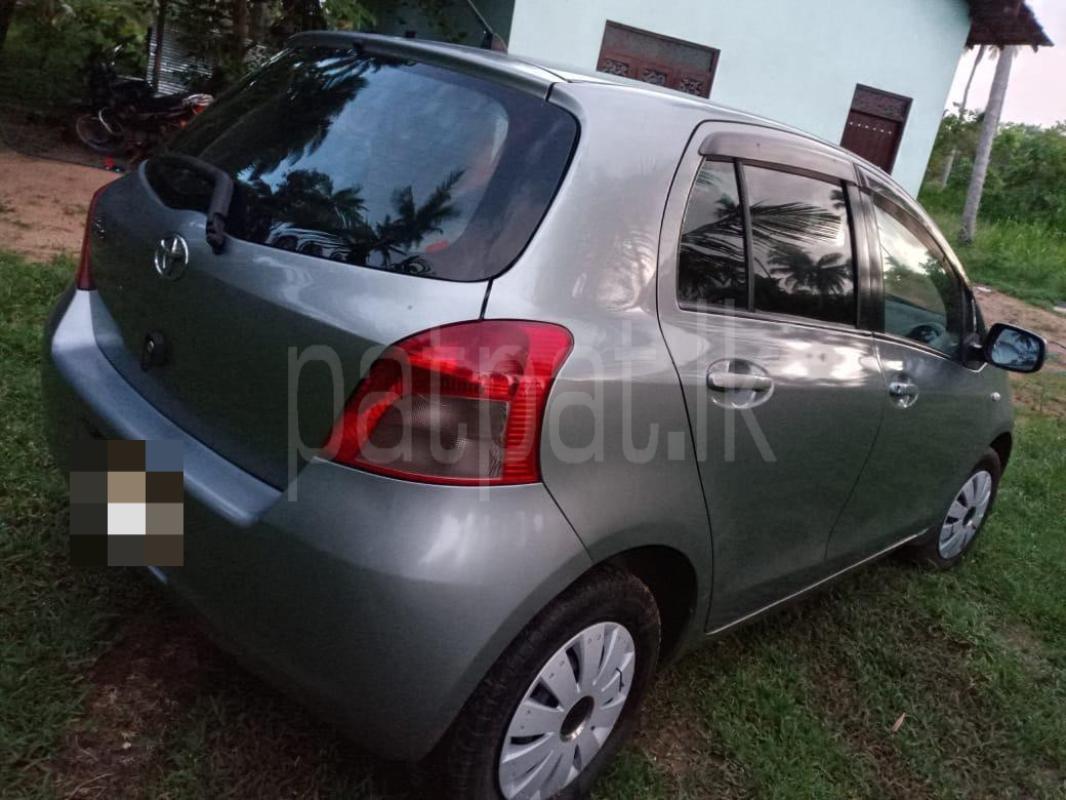 Toyota Vitz 2007 - பயன்படுத்தப்பட்டது கார் sale in Sri Lanka - patpat.lk