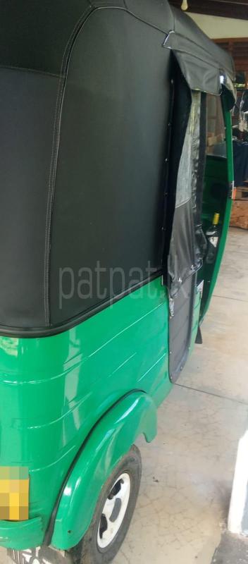 Bajaj 2 stroke 2004 - භාවිතා කරන ලද ත්‍රිරෝද රථය sale in Sri Lanka - patpat.lk