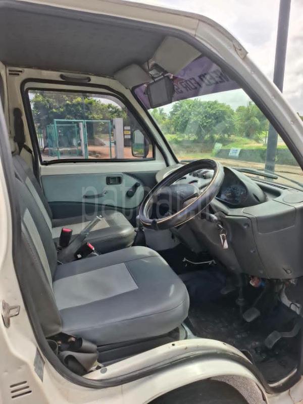 Piaggio Porter 2017 - Used Truck sale in Sri Lanka - patpat.lk
