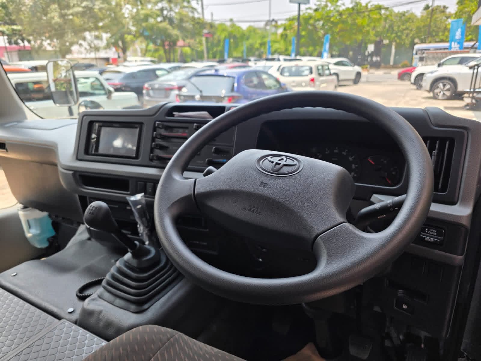 Toyota Coaster 2025 - சான்றளிக்கப்பட்டது பஸ் sale in Sri Lanka - patpat.lk