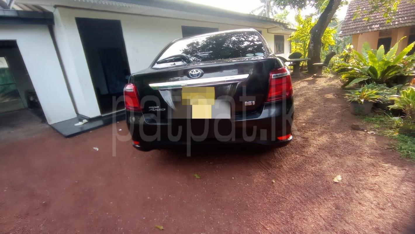 Toyota Axio 2016 - Used Car sale in Sri Lanka - patpat.lk