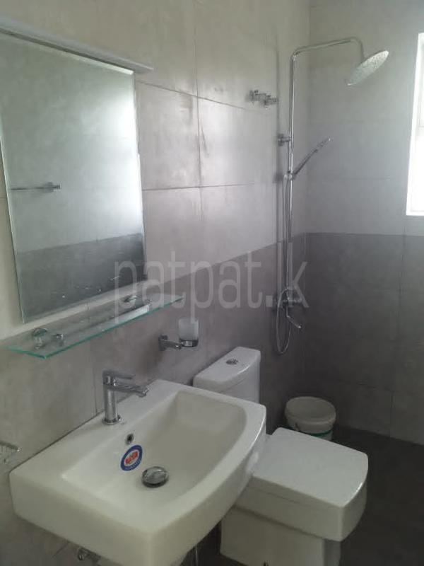 Unfurnished Apartment for Rent in Dehiwala