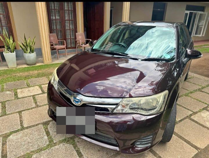Toyota Axio 2014 - භාවිතා කරන ලද කාර් sale in Sri Lanka - patpat.lk