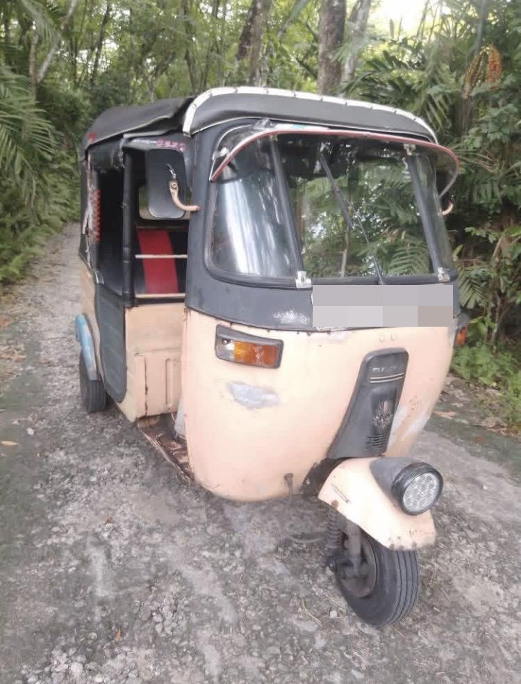 Bajaj 2 stroke 2009 - பயன்படுத்தப்பட்டது முச்சக்கர வண்டி sale in Sri Lanka - patpat.lk