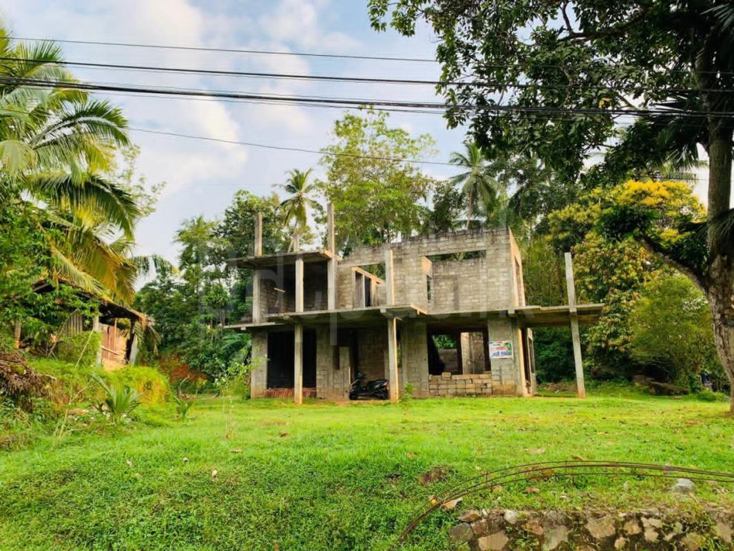 Commercial Land for Sale in Karapitiya