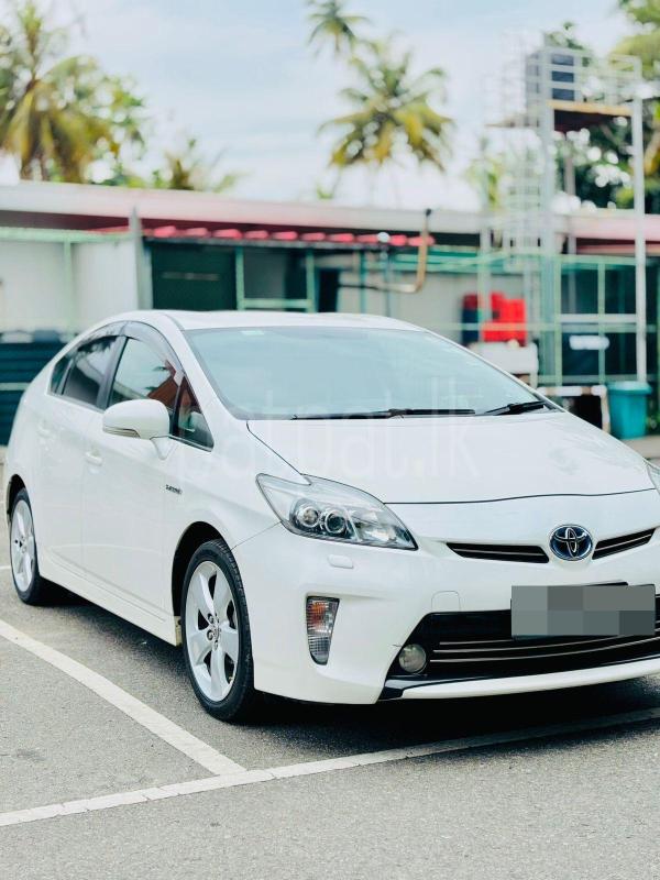 Toyota Prius 2012 - Used Car sale in Sri Lanka - patpat.lk